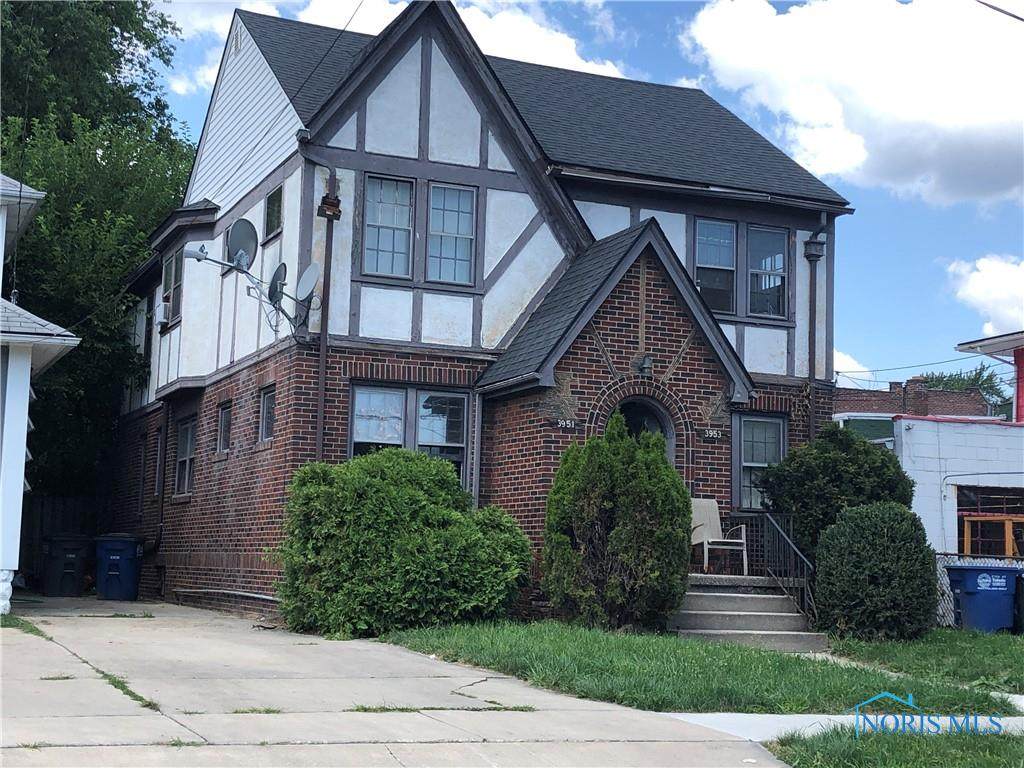 3951 Hazelhurst Avenue - Photo 1