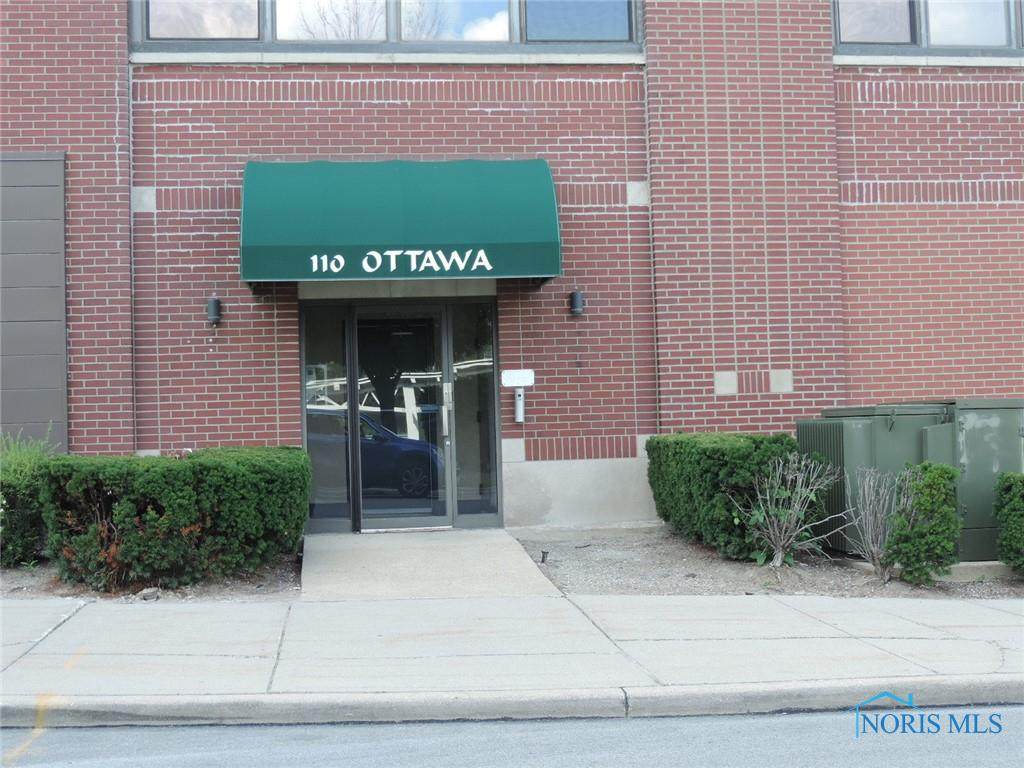 110 Ottawa Street - Photo 1