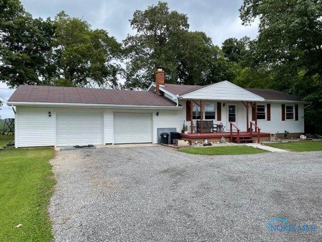 8514 Township Road 32 - Photo 1
