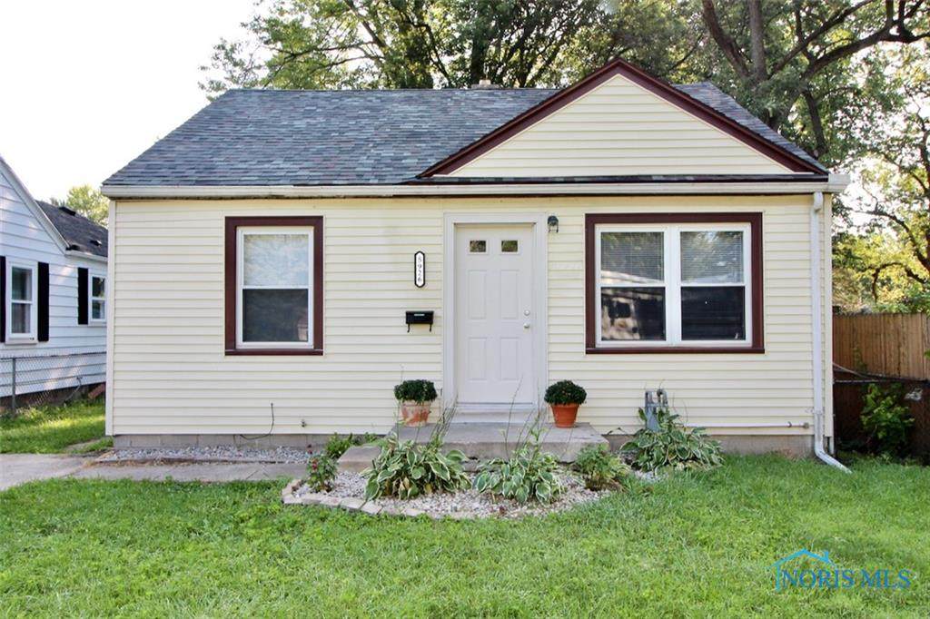 5926 Livingston Drive - Photo 1