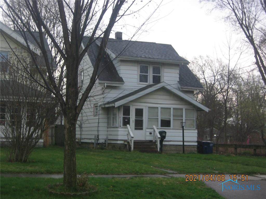 3726 Lockwood Avenue - Photo 1