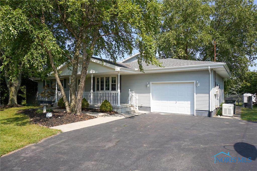 2597 Township Rd 232 - Photo 1