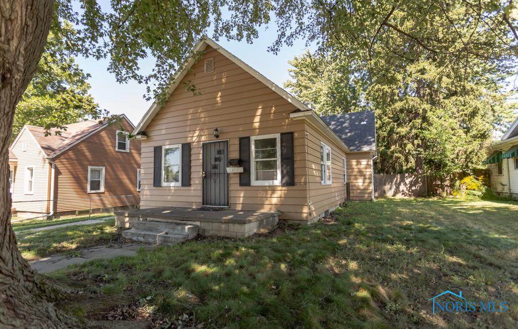 2354 Kemper Avenue - Photo 1
