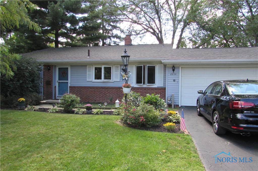 2254 Midlawn Drive - Photo 1