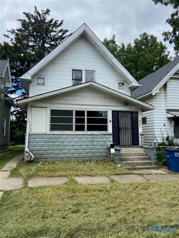 322 O'connell - Photo 1