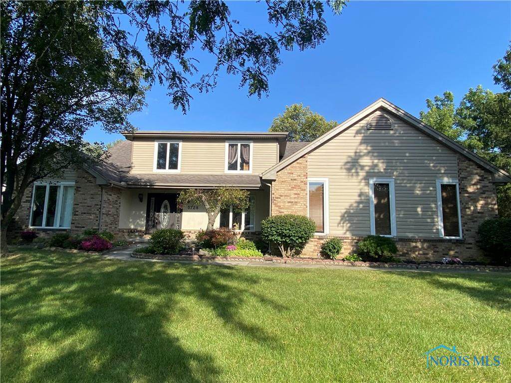5728 Foxpointe Drive - Photo 1