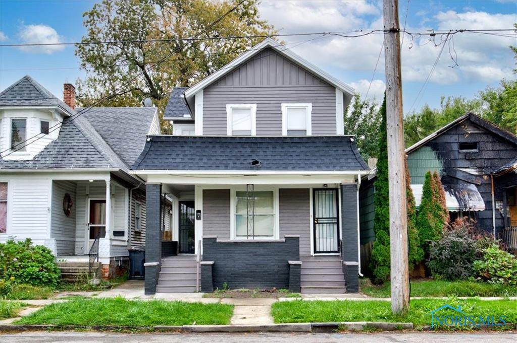 821 Vinton Street - Photo 1