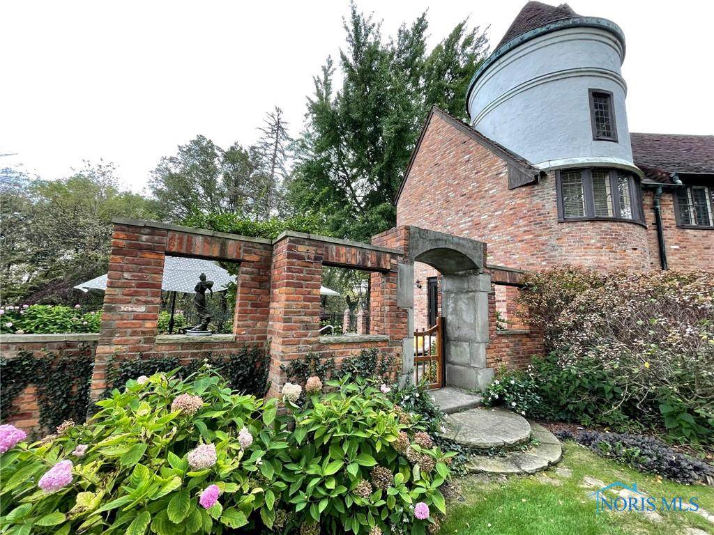 26281 River Road - Photo 1