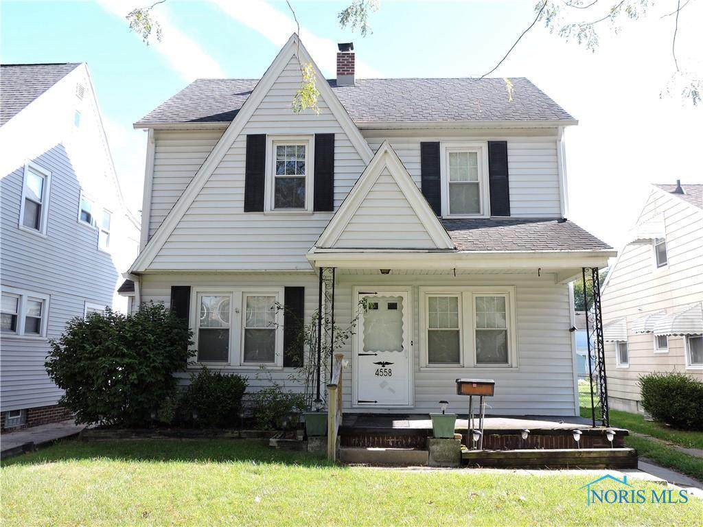 4558 Willys Parkway - Photo 1