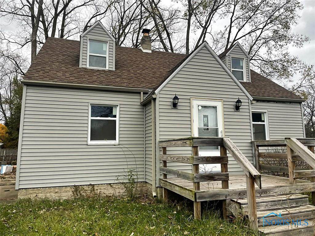 5904 Douglas Road - Photo 1