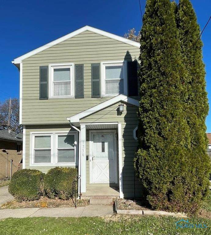 1756 Berdan Avenue - Photo 1