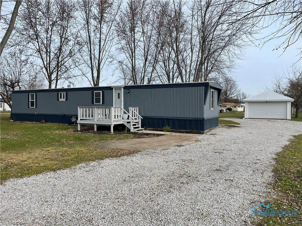 1585 Hickory Grove Road - Photo 1