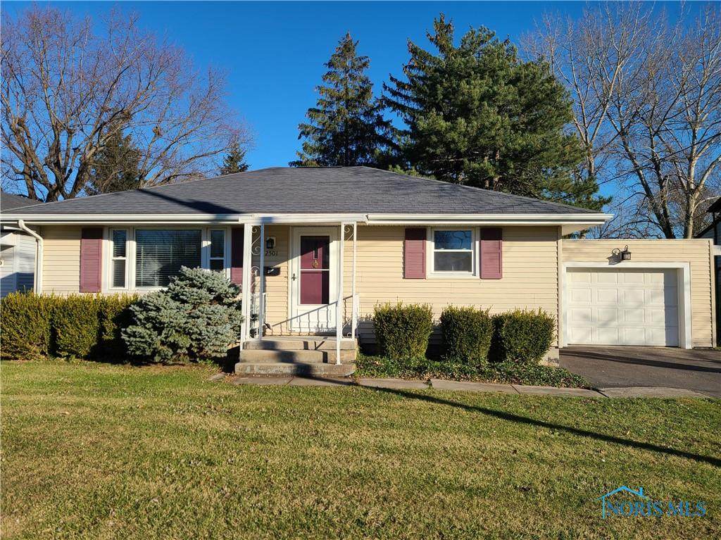 2501 Beecher Street - Photo 1
