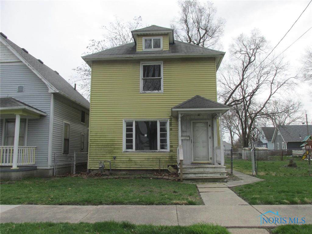 2614 Fremont Street - Photo 1
