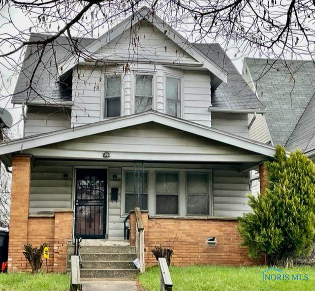 1104 Parkside Boulevard - Photo 1