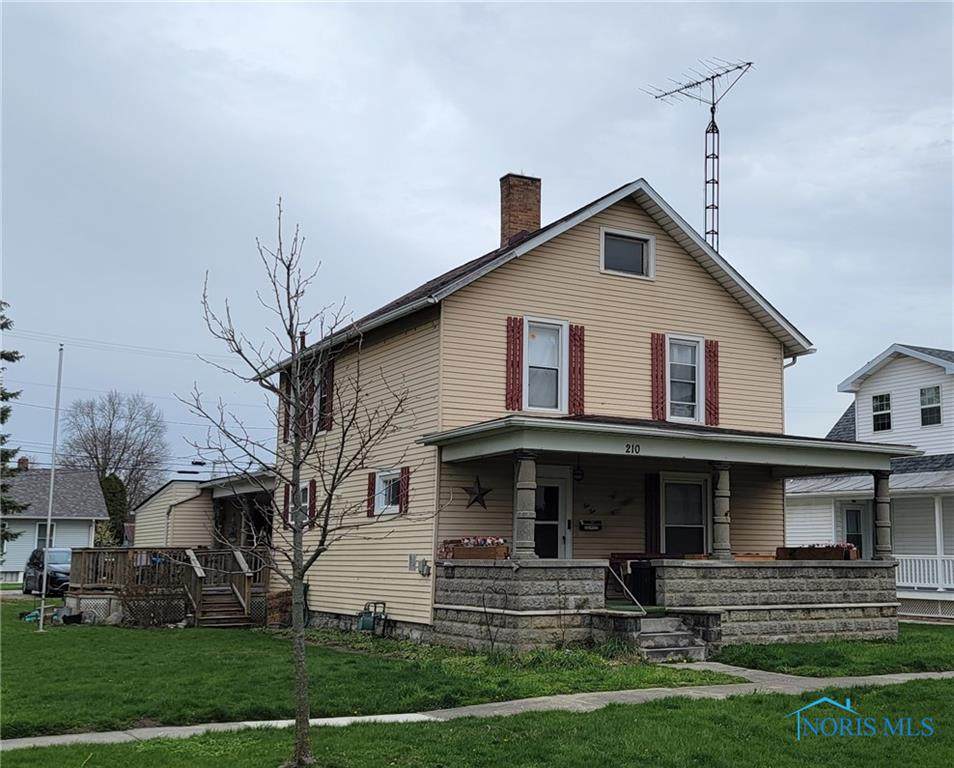 210 First Street - Photo 1