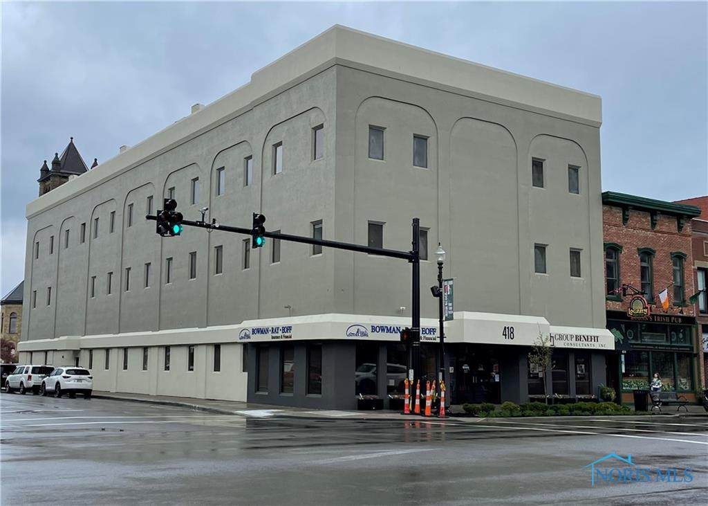 418 Main Street - Photo 1