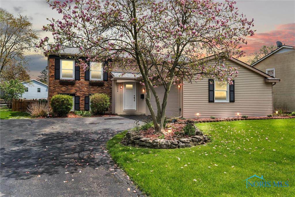 1324 Winghaven Road - Photo 1