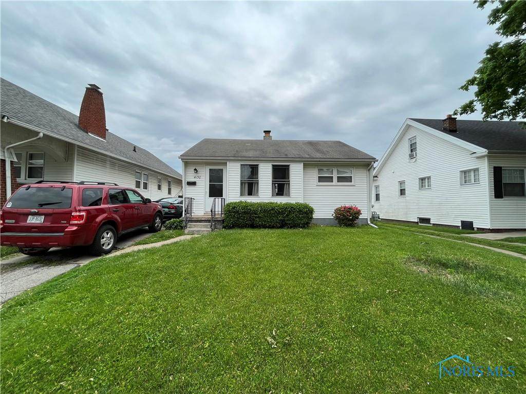 4150 Kingsbury Avenue - Photo 1