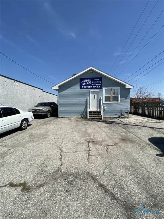 5034 Lewis Avenue - Photo 1