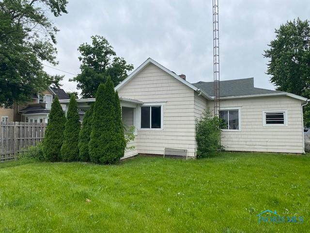 721 Division Street - Photo 1