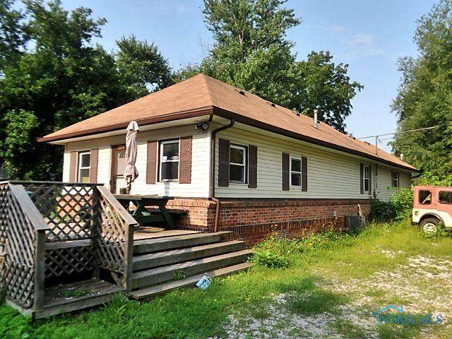 442 Harbor View Drive - Photo 1