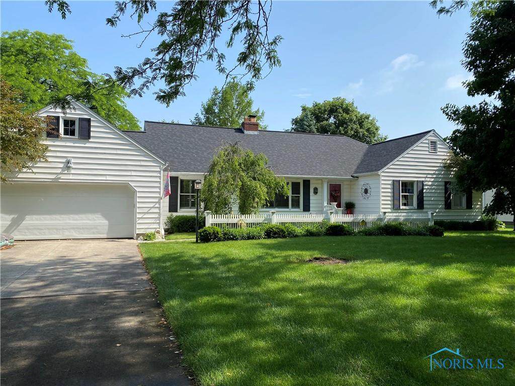 240 Orchard Lane - Photo 1