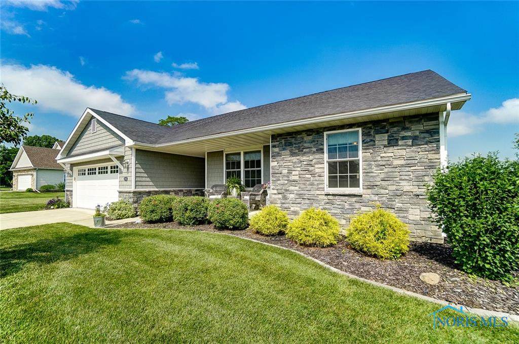 1025 Indian Ridge Drive - Photo 1