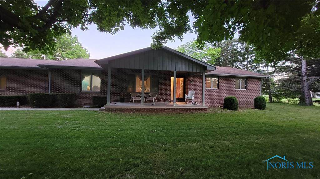 903 Warpole Street - Photo 1