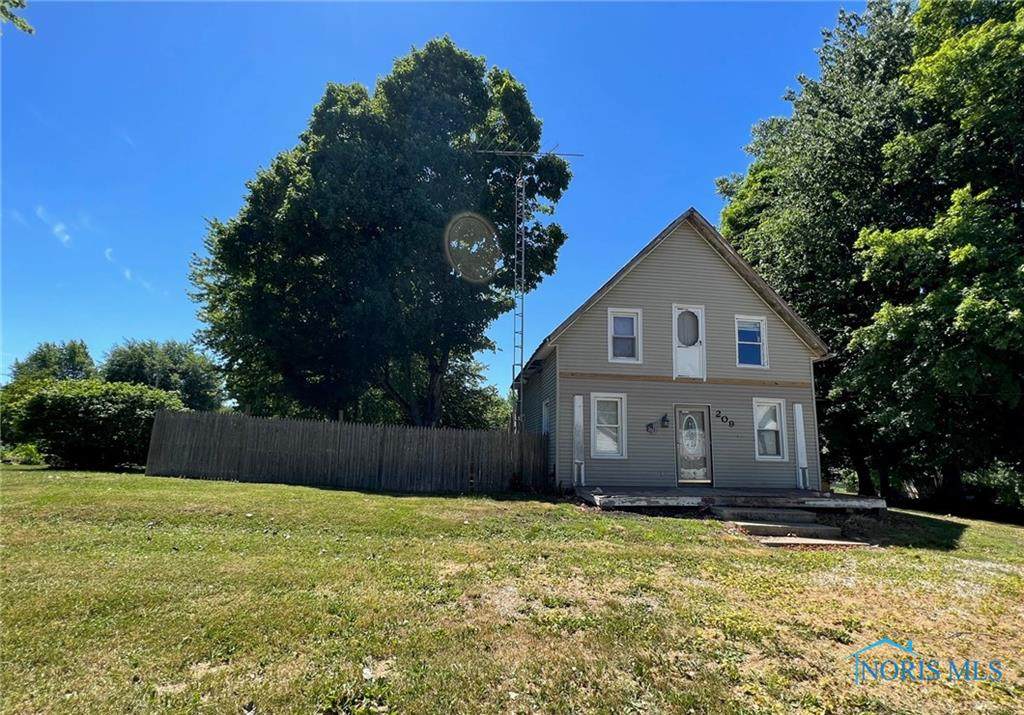 209 Ayres Street - Photo 1