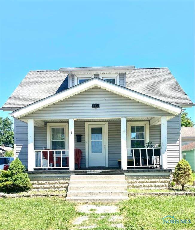802 Center Street - Photo 1