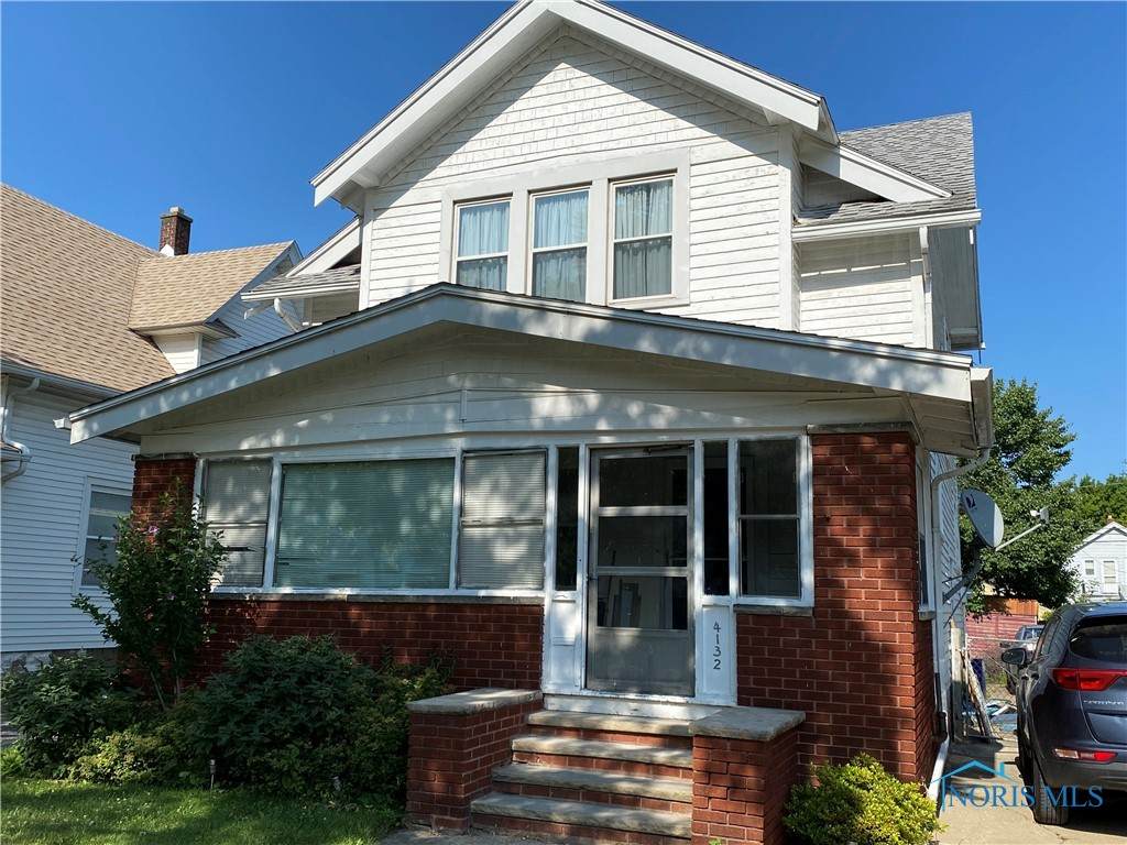 4132 Burnham Avenue - Photo 1