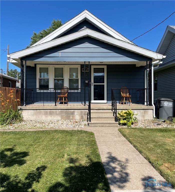 1513 Oakmont Street - Photo 1