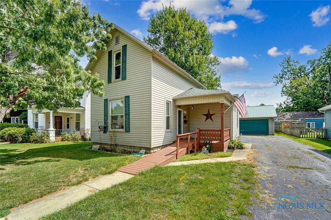 305 2nd Street - Photo 1