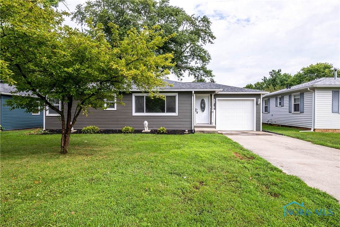 910 Lincoln Drive - Photo 1