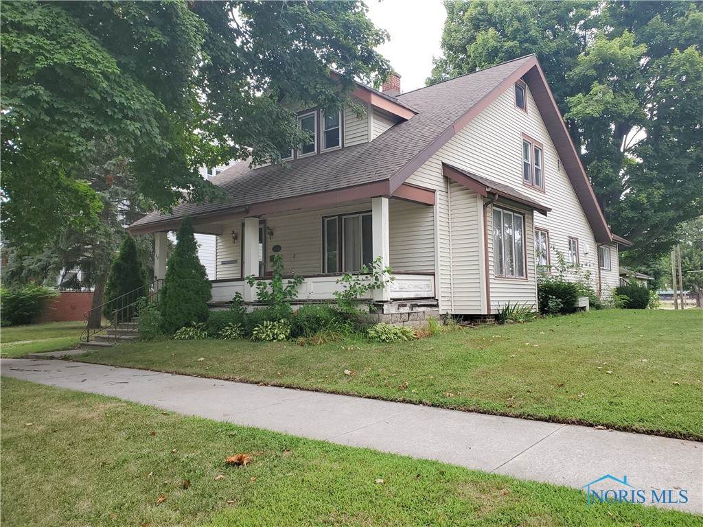 144 Chestnut Street - Photo 1
