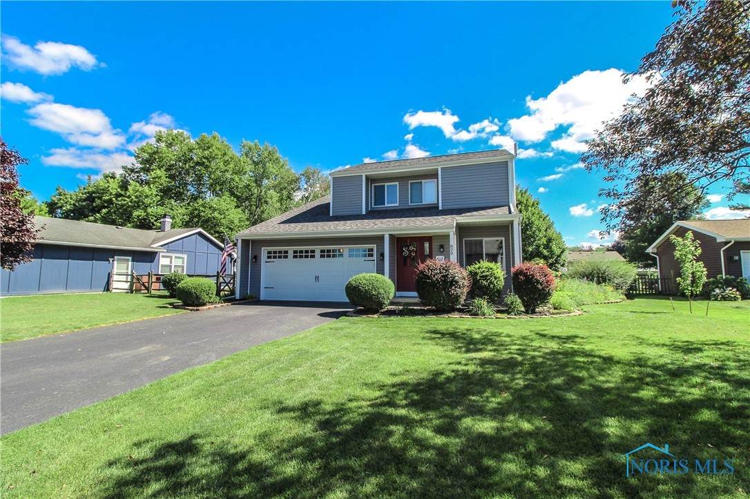 829 Continental Drive - Photo 1