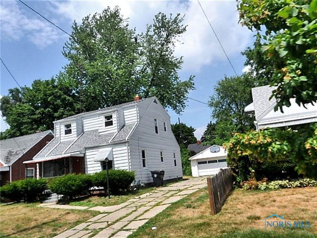 1934 Berdan Avenue - Photo 1