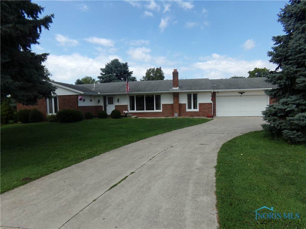420 Township Road 27 - Photo 1