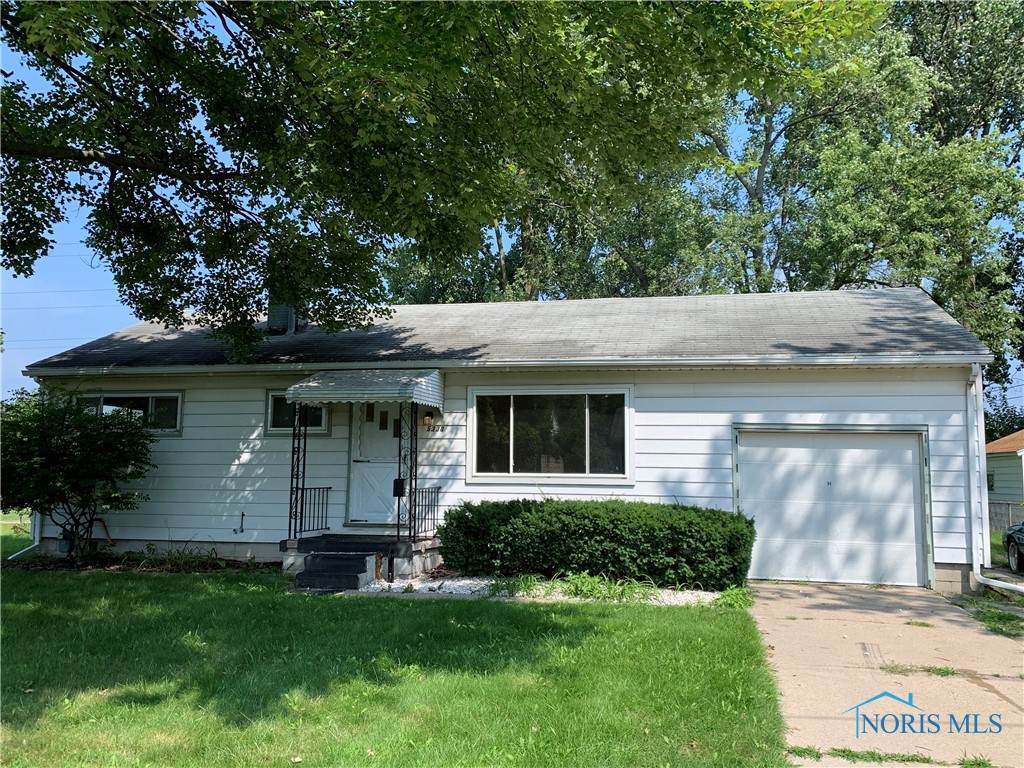 5338 Sanders Drive - Photo 1