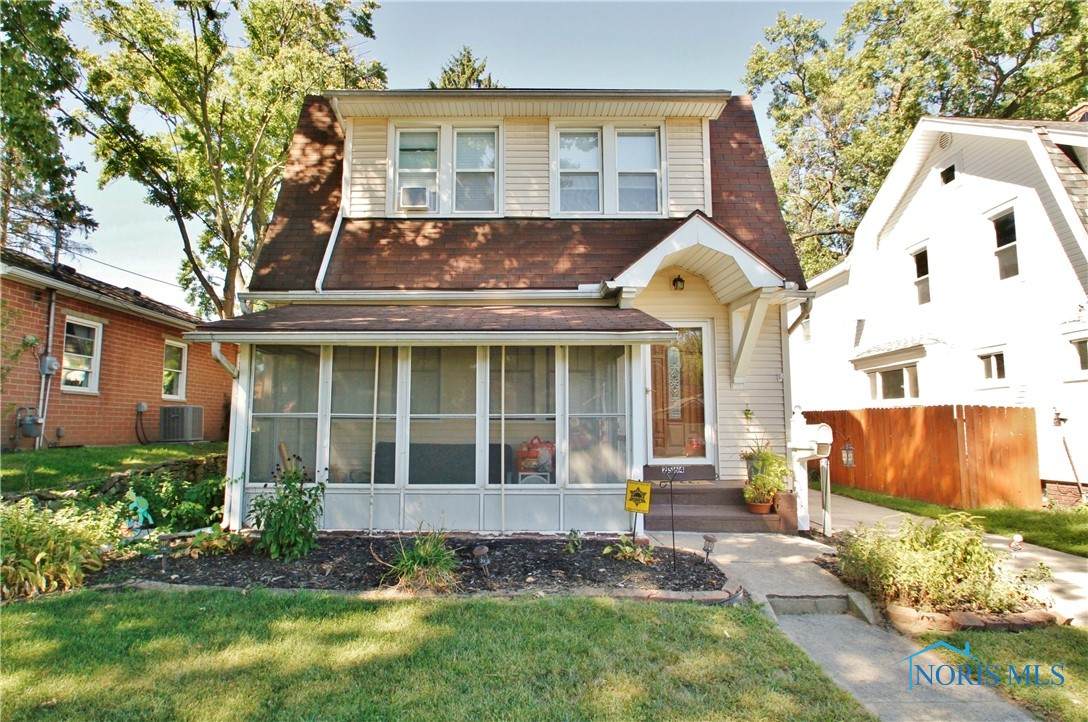 2564 Pershing Drive - Photo 1
