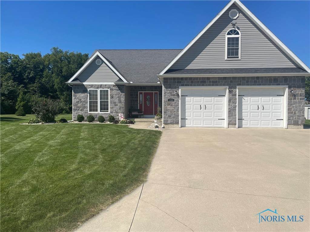 720 Westfield Drive - Photo 1