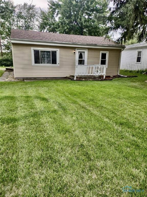 1640 Clinton Street - Photo 1