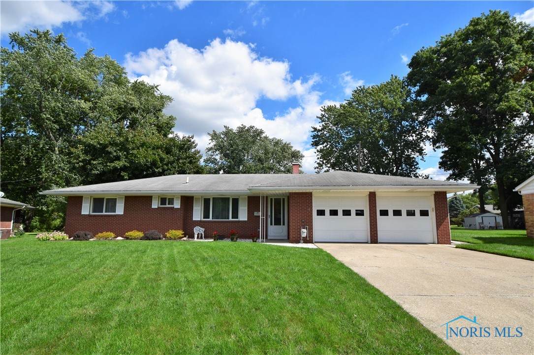 6114 E Benalex Dr - Photo 1