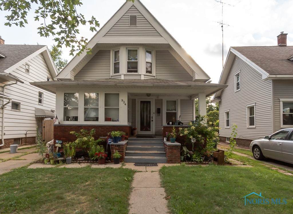 934 Ogden Avenue - Photo 1