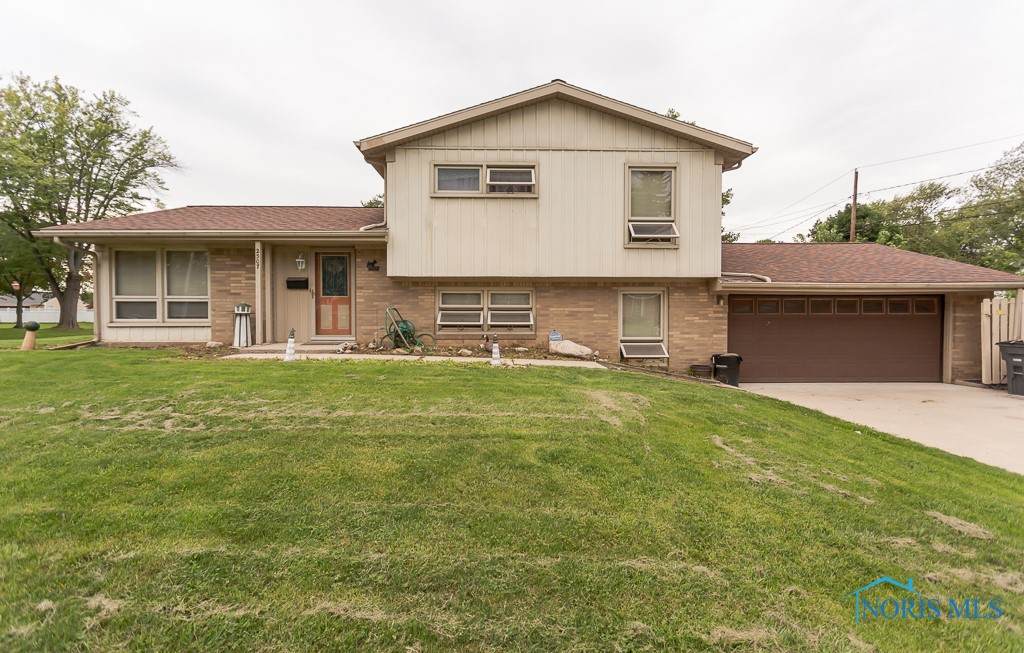 2307 Torgler Avenue - Photo 1