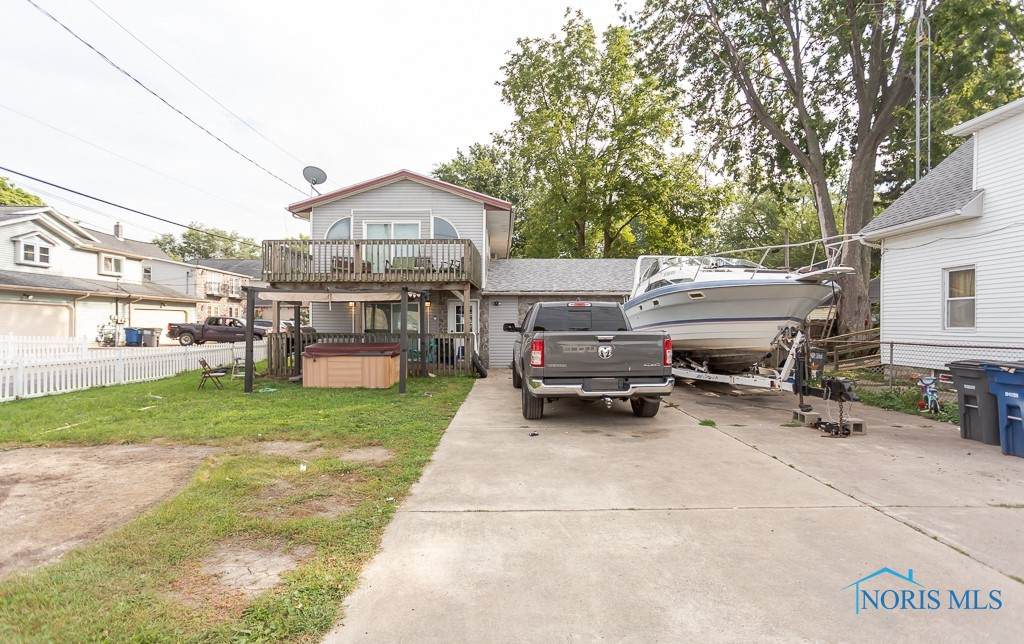 5314 Edgewater Drive - Photo 1