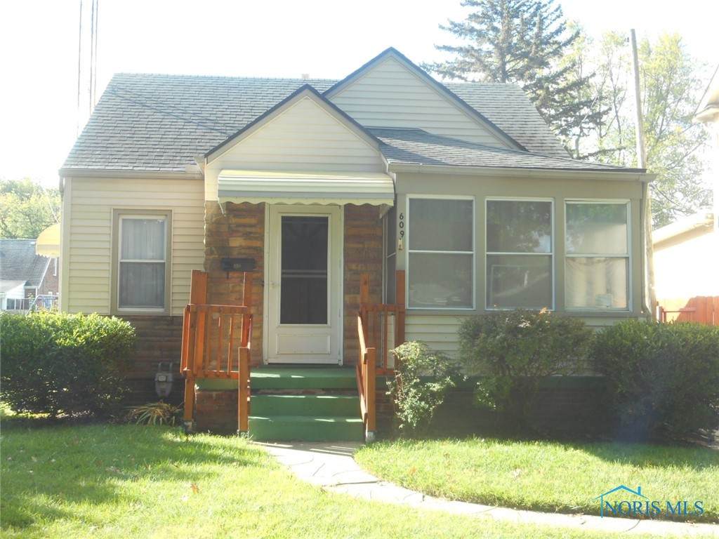 609 California Boulevard - Photo 1