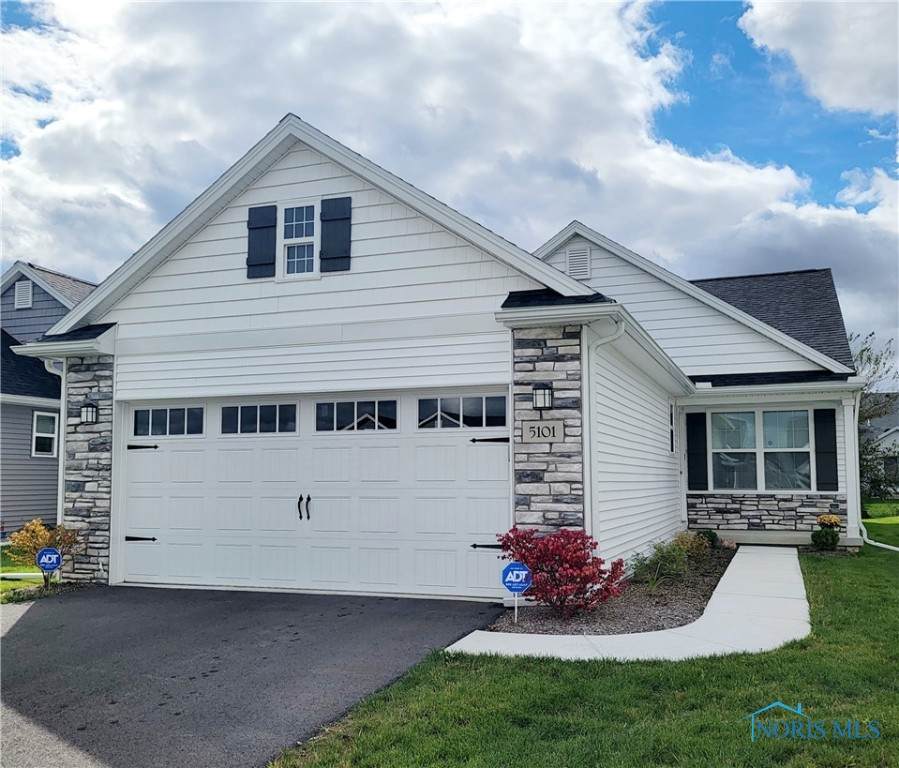 5101 Comstock Drive - Photo 1