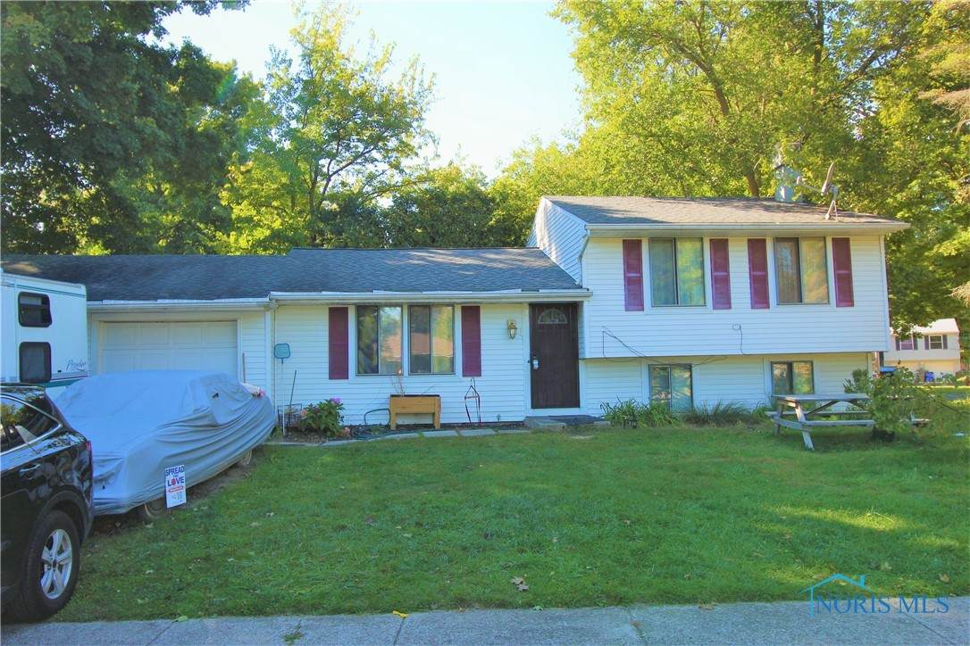 717 Nancy Drive - Photo 1